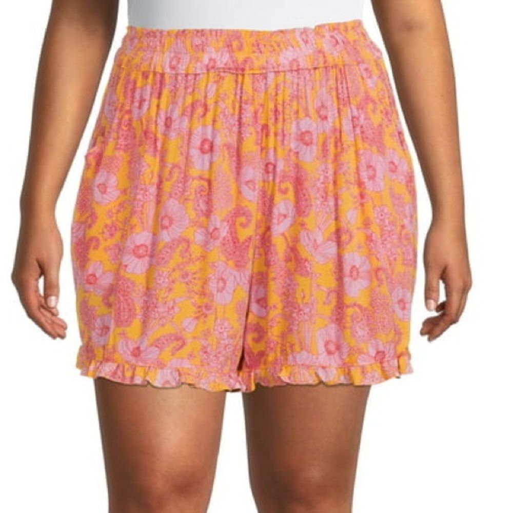 ROMANTIC GYPSY Plus Flutter Trim Smocked Shorts in Marigold Size 2X NEW - Picture 14 of 14